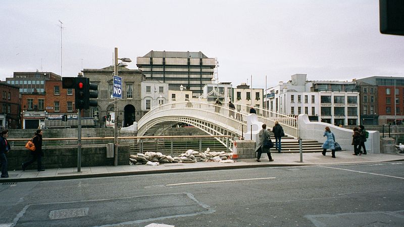 File:Half Penny Bridge A.jpg